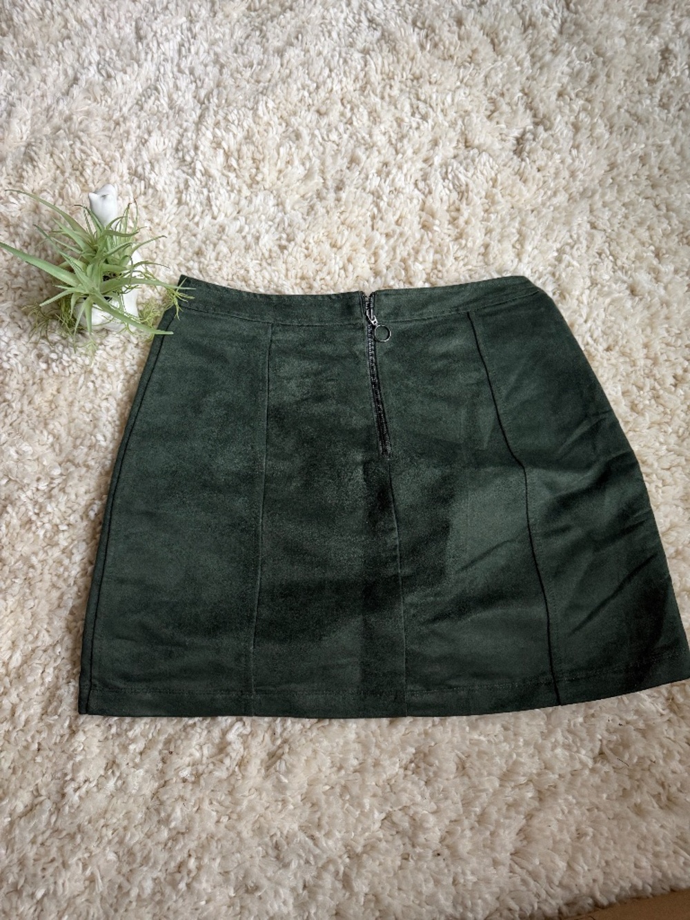 Soft faux suede Old Navy Forest Green Faux Suede Front-Zip A-Line Mini Skirt wit